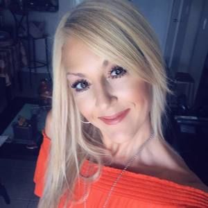 Meet your Posher, Vicky